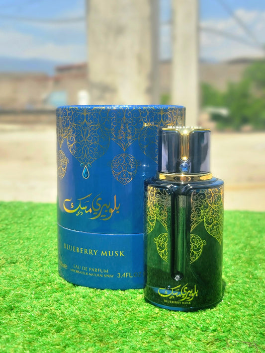 Luxury Blueberry Musk Perfume – Long Lasting Elegant Fragrance"